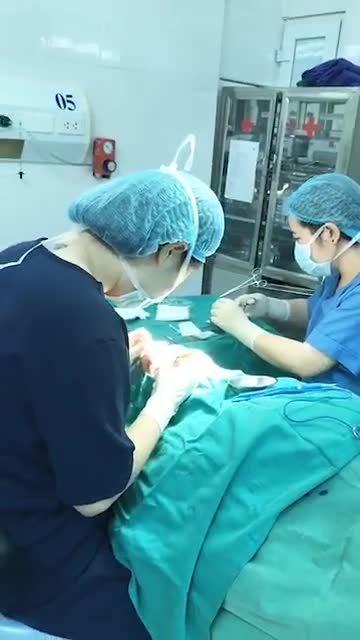 Cắt mí Elite Eyes - Mí trên mí dưới - Tạo hình đôi mắt tươi trẻ