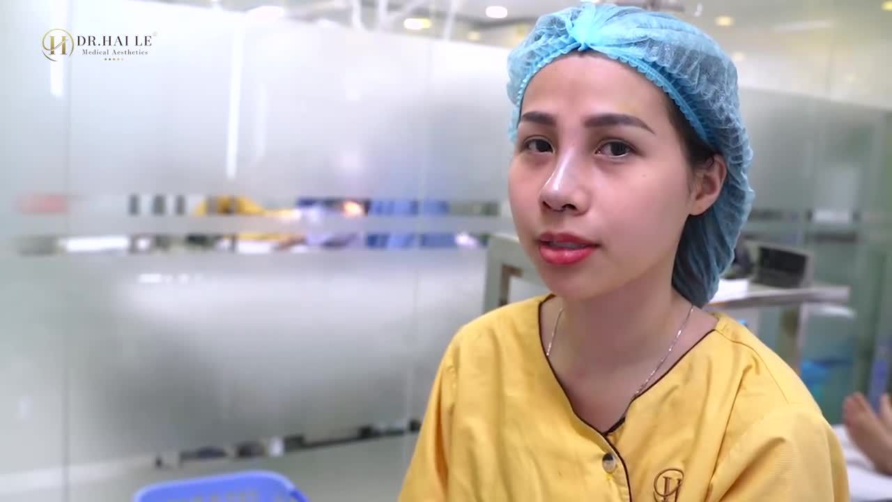 "Em đến Dr.Hải Lê sửa lại dáng mũi cũ vì bạn em làm mũi ở đây về và em thấy quá đẹp. Nên em quyết định tìm đến Dr.Hải Lê và nhất định phải làm ở đây. "