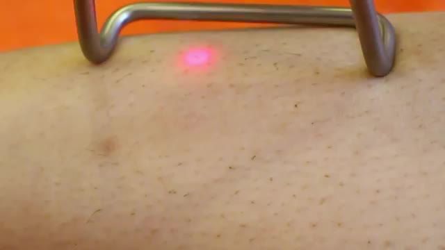 Cận cảnh 1 pha xử lý triệt để đội hình violong, đem lại tự tin sạch sẽ vào mùa hè.