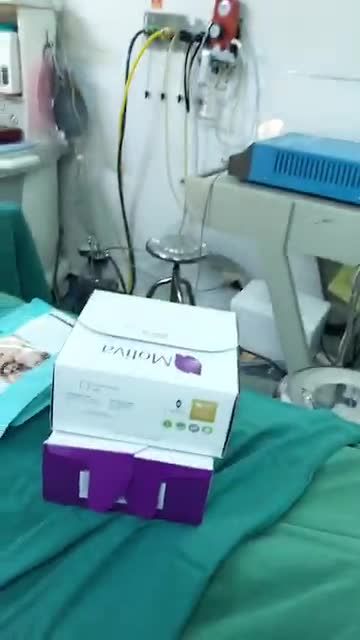 Khách hàng gặp phải tình trạng teo tuyến vú 2 bên sau sinh.