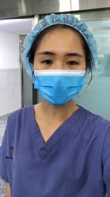 Nâng ngực túi Motiva size 300 cc khách hàng 26 tuổi teo tuyến sau sinh