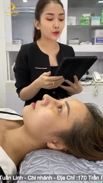 Khách hàng Nâng mũi - Cắt mí dưới tại VTM Tuấn Linh