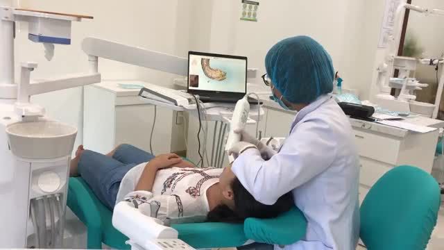 SCAN RĂNG NHẸ NHÀNG TẠI SỰ KIỆN INVISALIGN OPEN DAY