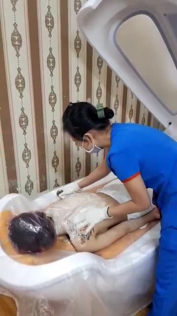 Đen bẩm sinh - cháy nắng - không đều màu Hè này!!! TRẮNG BẬT 3 TONE với Tắm Trắng tại Kangnam