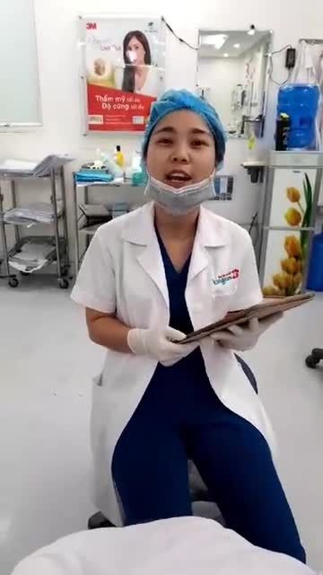 Khoe nụ cười TRẮNG SÁNG - Khiến bao con tim tan chảy