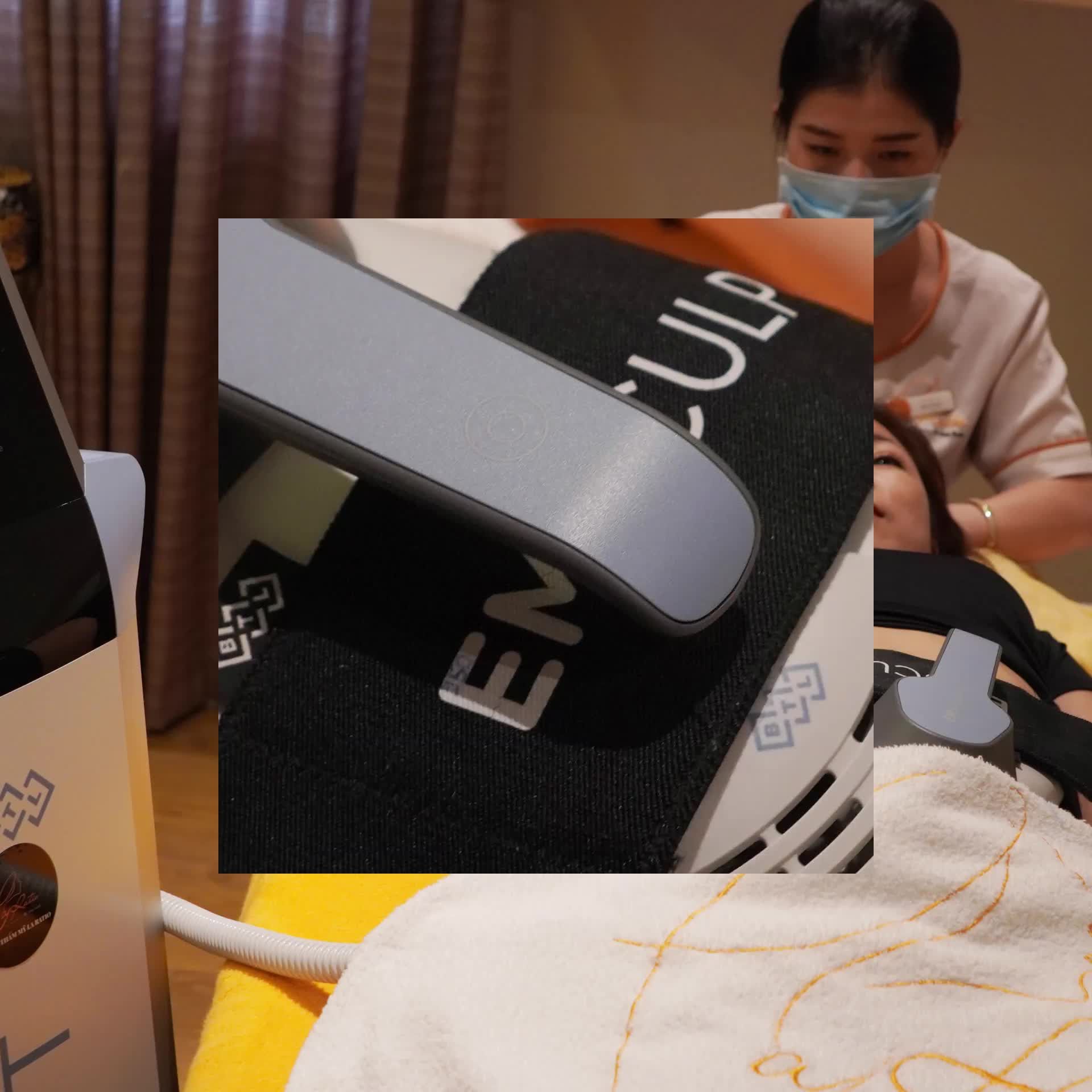 LOẠI BỎ MỠ THỪA – SĂN CHẮC CƠ THỂ CÙNG EMSCULPT