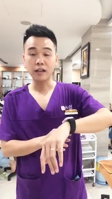 Không khí buổi sáng trong tuần của phòng Laser Dr Hoàng Tuấn diễn ra như thế nào?