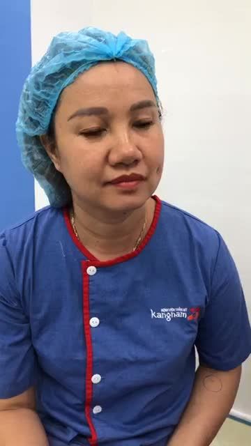 "Tích tắc"! Có ngay má lúm xinh hết ý