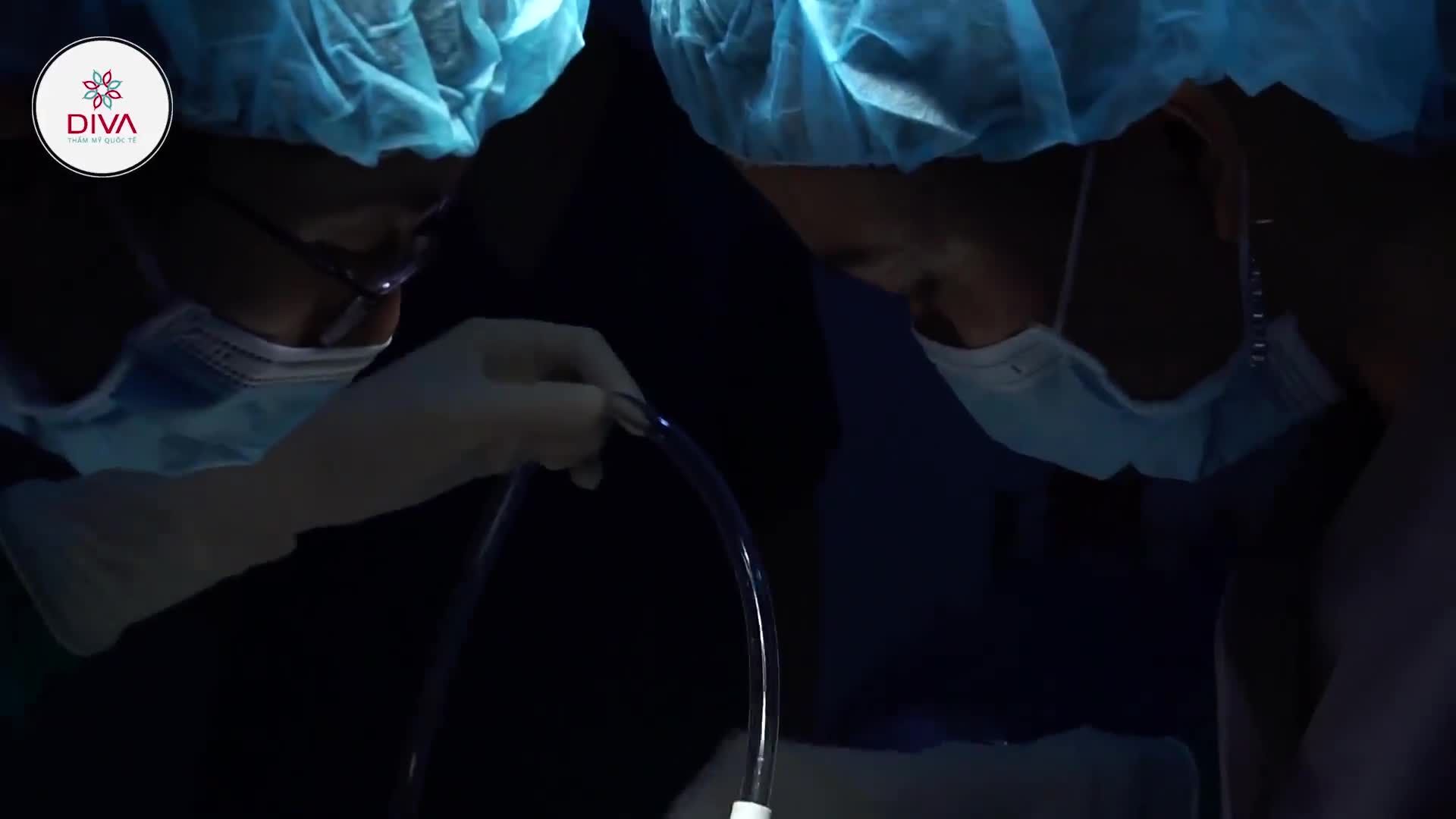 GƯƠNG MẶT THAY ĐỔI RA SAO SAU LẤY TÚI MỠ MÁ?