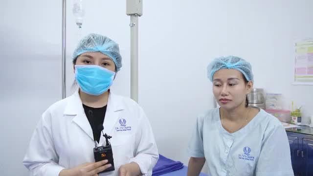 Khách hàng đến với Thẩm Mỹ Quốc Tế VQ để sửa lại mũi hỏng, mời các chị em cùng xem tình trạng mũi của khách hàng trước nâng mũi nhé