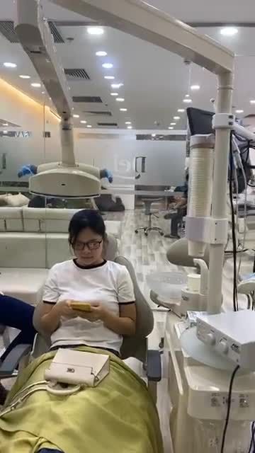 3 case nhổ răng 8 khó. Nhổ 4 răng, nhổ 2 răng và 1 răng mọc ngầm xong khách hàng cảm nhận như thế nào?