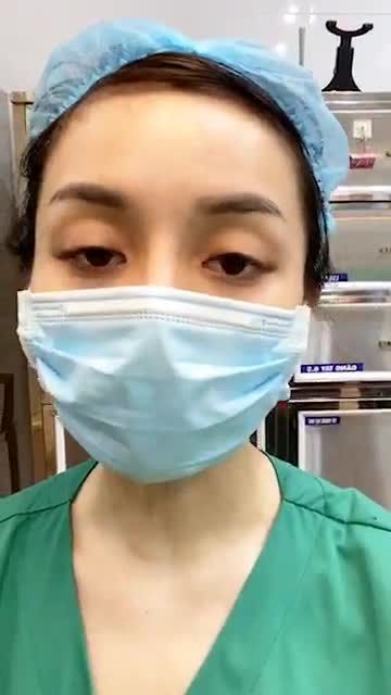 Tân trang cô bé, tìm lại sự tự tin trong chuyện ấy. Cùng theo dõi quá trình bác sĩ thực hiện nhé!