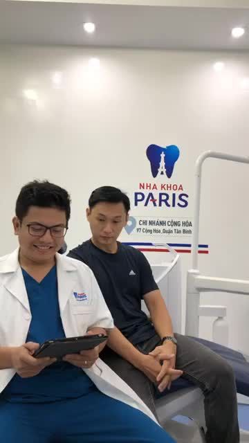 KẾT QUẢ PHỤC HÌNH 3 RĂNG SỨ TRÊN IMPLANT