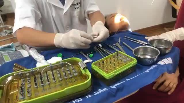 TRỒNG RĂNG IMPLANT khôi phục răng mất hoàn hảo không đau, nhanh chóng