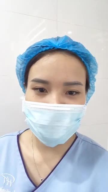 Nghỉ ngơi ăn cơm trưa và ngắm kết quả mũi Pureform của bác sĩ nhé! Cả nhà vào tương tác với ca mũi đầu ngày nhé!
