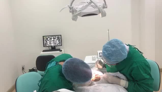 CẤY GHÉP IMPLANT - TRỒNG RĂNG GIẢ, THẬT NHƯ RĂNG THẬT