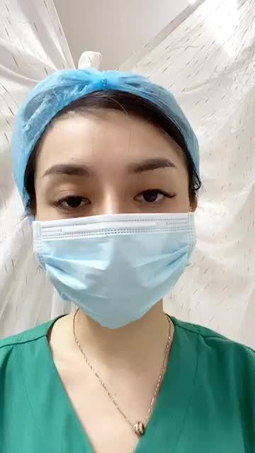Nâng ngực đường nách và nâng ngực đường chân ngực khác nhau như thế nào?