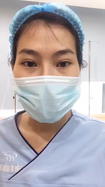 Mẹ chồng nàng dâu cùng đi nâng mũi và cái kết!