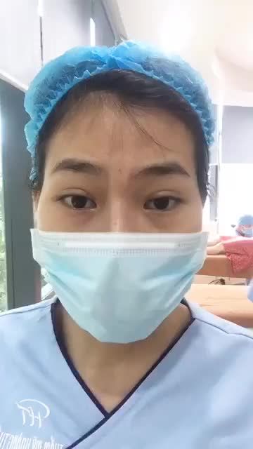 Da chùng, mỡ thừa kéo đuôi mắt trĩu xuống tạo cảm giác mắt bị buồn?