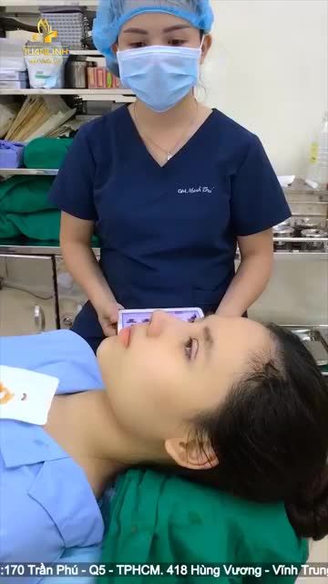 Combo Nâng mũi siêu cấu trúc + Cắt mí mắt.