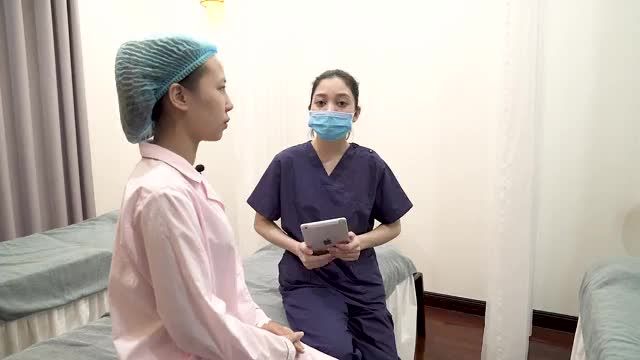 Bạn gái sinh năm 2000 được mẹ đưa 100 cây số đến Dr Minh Phạm NÂNG MŨI và CÁI KẾT SAU 40 phút