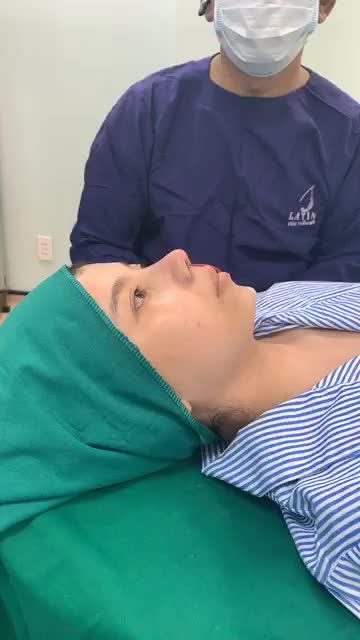 NÂNG MŨI BÁC SĨ ĐẠI