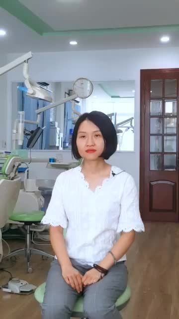 NỤ CƯỜI ĐIỂM 10 NHỜ BỌC SỨ NANO 5S của KH Tạ Thu Hồng