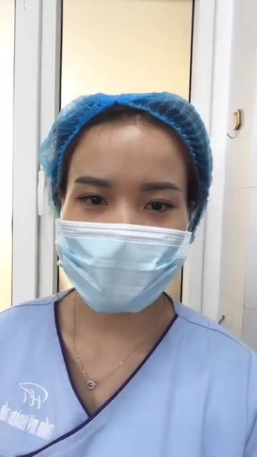 Một khách hàng fan cứng của bác sĩ được nhận ưu đãi giảm giá 5% (khi sử dụng dịch vụ trên 20 triệu) đây ạ.