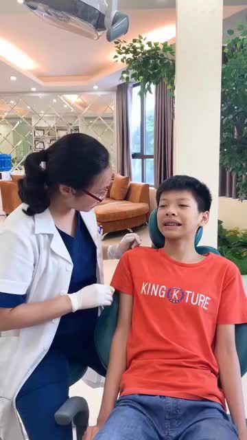 CẢM NHẬN HÀNH TRÌNH NIỀNG RĂNG CỦA BỆNH NHÂN NHÍ