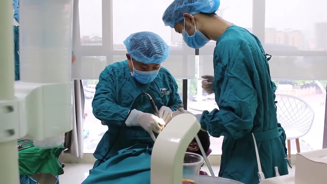 IMPLANT TẠI PHÒNG VÔ TRÙNG - AN TÂM TUYỆT ĐỐI