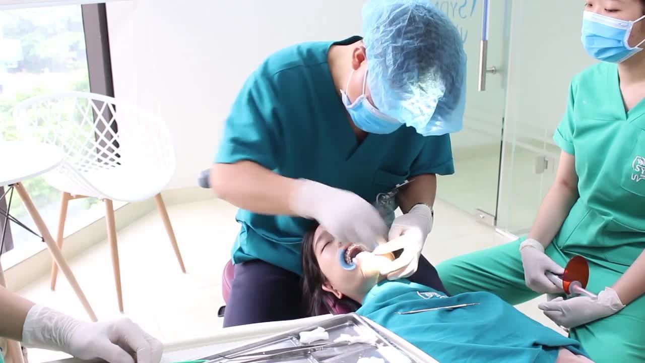 NIỀNG RĂNG NHƯ NÀO ĐỂ TIẾT KIỆM NHẤT