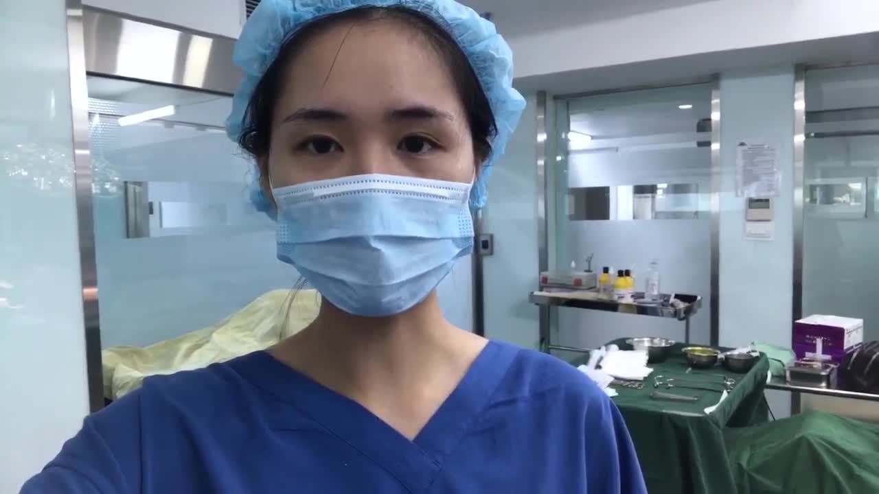 Đến Thẩm mỹ Saigon Young - bác sỹ Tươi Sài Gòn nâng V1 ngay!