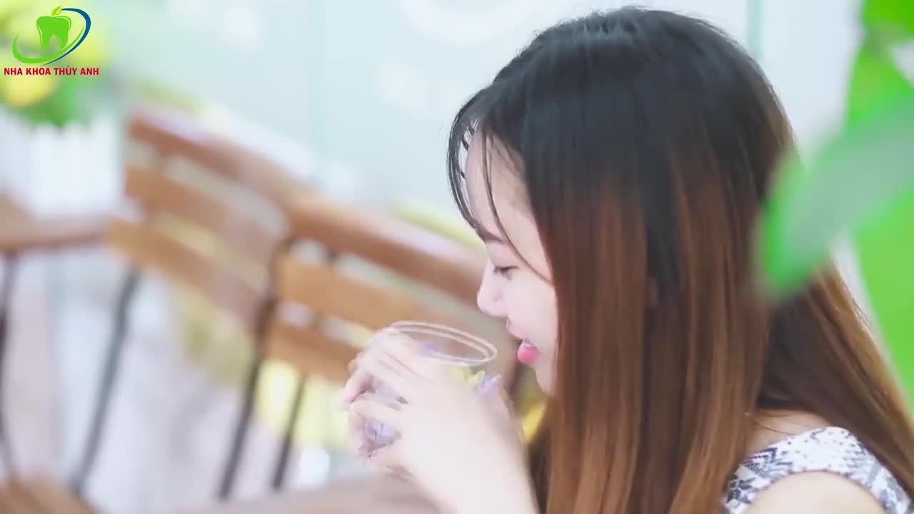 CÓ KHÔNG ? Sự khác biệt trước và sau khi điều trị cười hở lợi