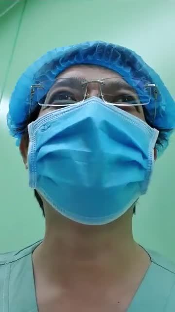 NÂNG NGỰC NỘI SOI CHÂN KHÔNG TẠI BÁC SĨ KỲ Y DƯỢC