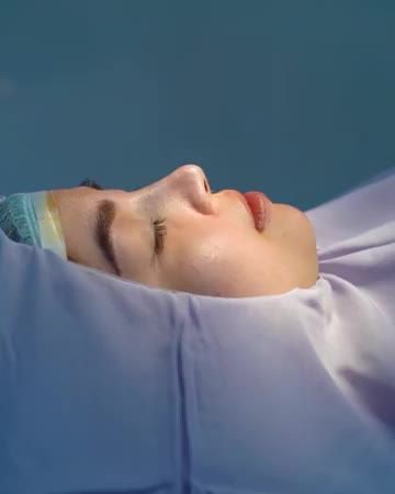 NÂNG MŨI THẨM MỸ TẠI DR.HẢI LÊ - Form mũi tự nhiên, dáng mũi thanh tú ngay sau khi thực hiện.!!