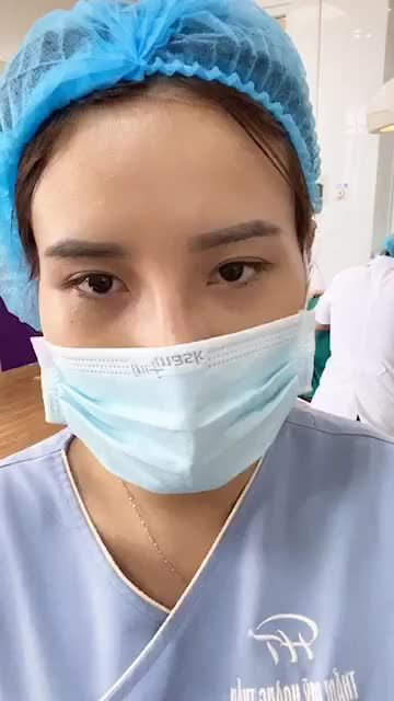 Sở hữu đôi mắt có hồn với nếp mí to tròn, rõ ràng chỉ sau 30 phút thực hiện. Mời cả nhà ngắm kết quả ca mí số 77/8 của Bs nhé!
