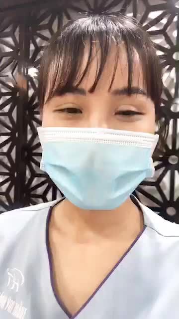 Gặp phải tình trạng Nám điểm lâu năm, chị Ngọc đã rất tự ti khi để mặt mộc.