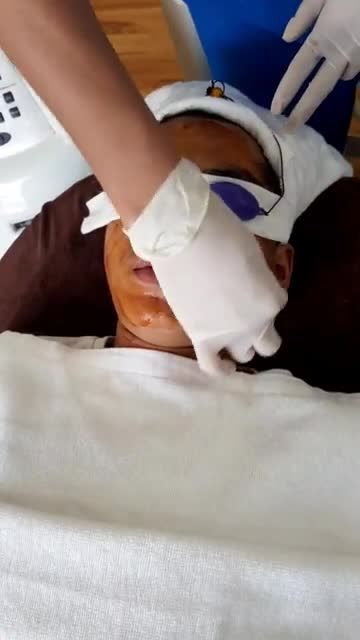 Quy trình chiếu ánh sáng NanoSkin - Phun oxi tươi điều trị mụn chuyên sâu tại Kangnam