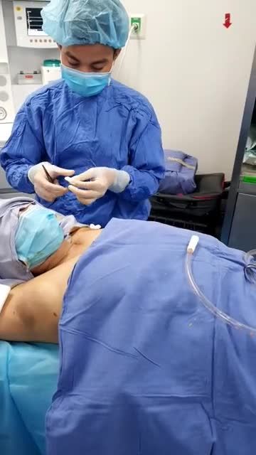 Chiếu sáng laser trong công nghệ trị tuyến mồ hôi nách Endodry