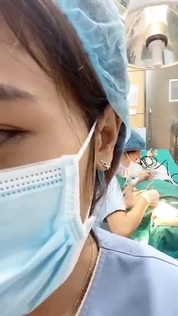 Kết quả hoàn thiện cho khách hàng nâng mũi Sline kết hợp thu cánh của Bs.