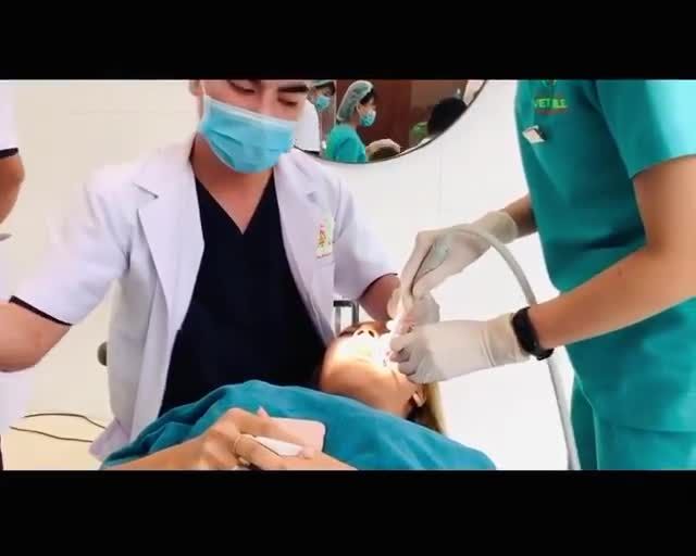 Quy trình trồng răng implant – phục hồi chức năng ăn nhai của chiếc răng đã mất như thế nào