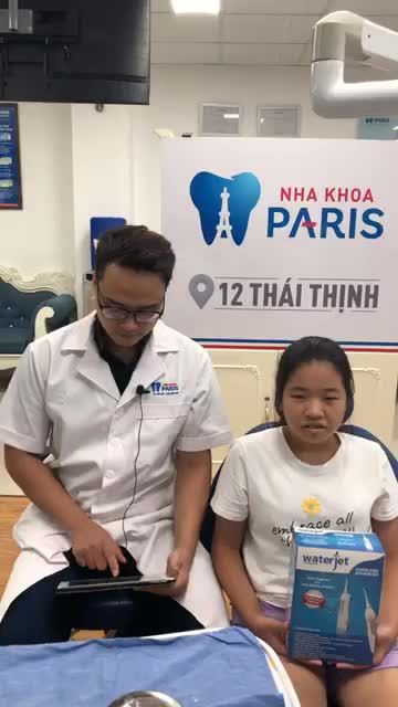 Nguyễn Khánh Linh (2008 ) niềng răng mắc cài kim loại tự buộc của bs Lại Văn Thái Hà hệ thống nha khoa Paris chi nhánh 12 Thái Thịnh