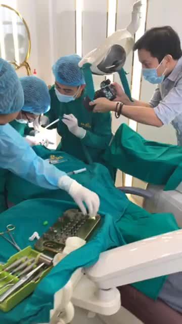 Ca cấy Implant All on 4 cho chị Nghĩa đến từ Vĩnh Long