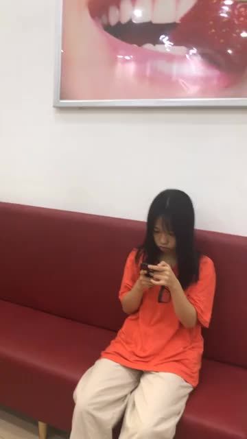 "LỘT XÁC NỤ CƯỜI" NHỜ THẨM MỸ 18 RĂNG SỨ