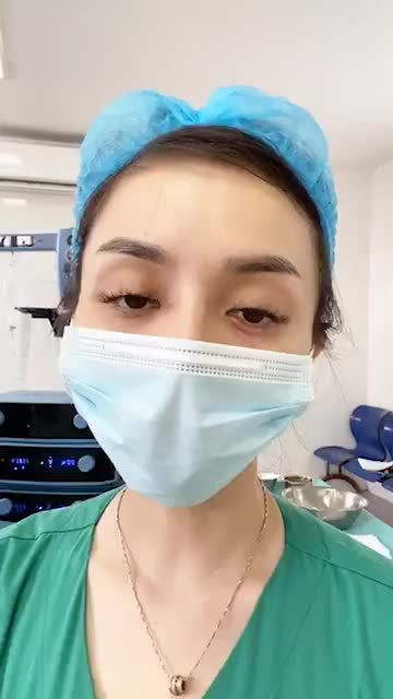 Tiếp tục ca hút mỡ số 316, cải thiện V2 cho bạn gái trẻ chưa sinh con.