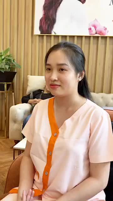 Chia sẻ của khách hàng trước khi nâng mũi và cùng chờ xem sự thay đổi của khách hàng nha cả nhà yêu
