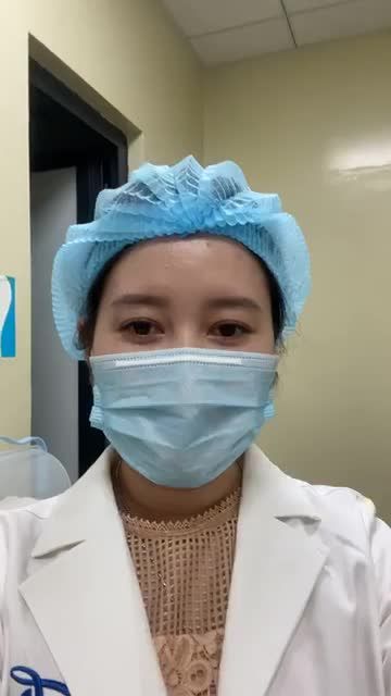 CẮT MÍ DƯỚI - CẤY MỠ HỐC MẮT DƯỚI