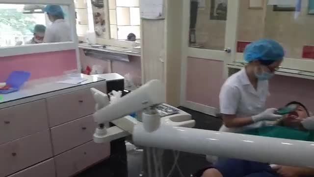 Một vài hình ảnh hoạt động trong sáng nay, với một bn phục hình thẩm mỹ và 2 bn chỉnh nha đang thực hiện gắn mắc cài