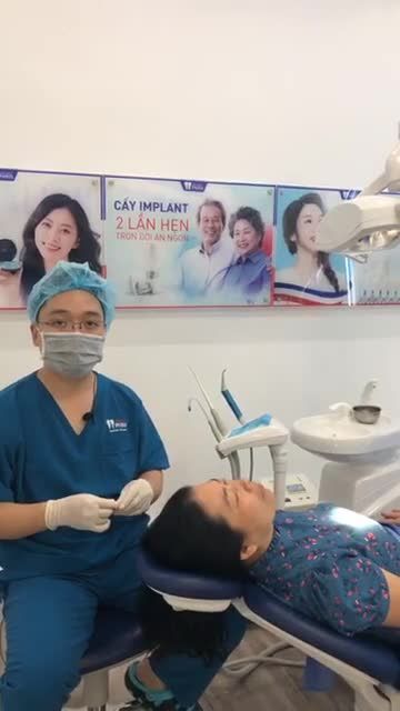 Kh Lê Thị Thanh Tâm sn 1973 ở Hà Nội cấy 1 trụ IPL Straumann do bsi Hiệp thực hiện tại nha khoa Paris chi nhánh 39 Quang Trung