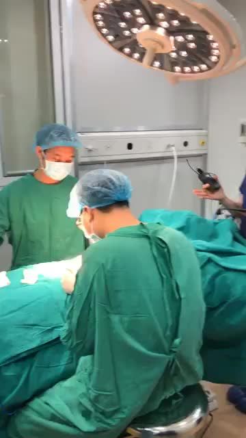 Một tạo hình Vòng 2 tối muộn của ekip Sline Ca phẫu thuật được thực hiện tại bệnh viện đa khoa Quốc Tế Bắc Hà